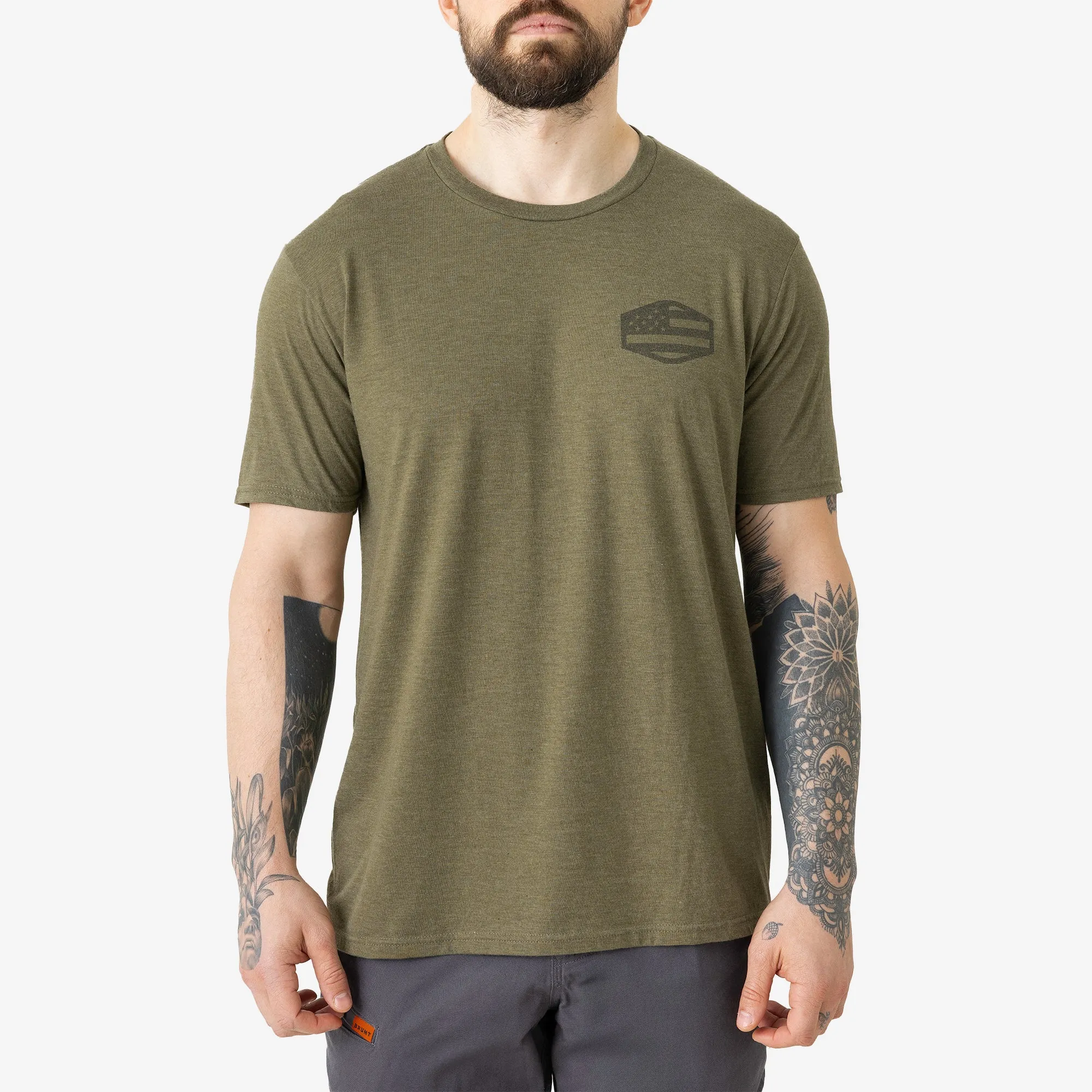 Tampak depan kaos limited edition NICE88SLOT The BRUNT USA 250 Tee warna military green frost